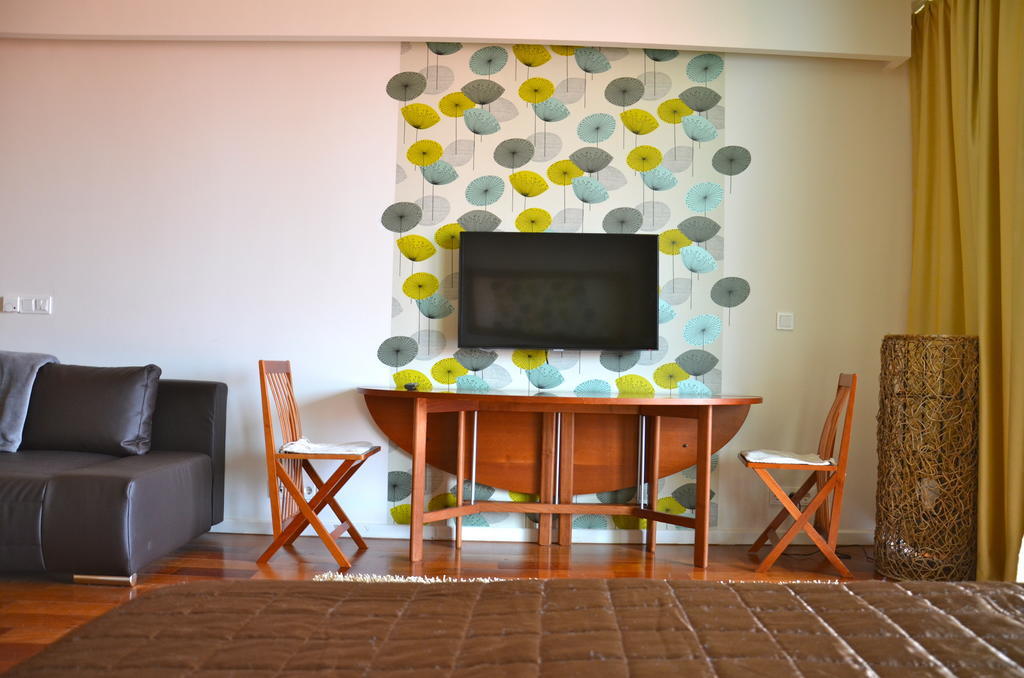 Modern Apartment With Lake View Балатонлеле Екстериор снимка