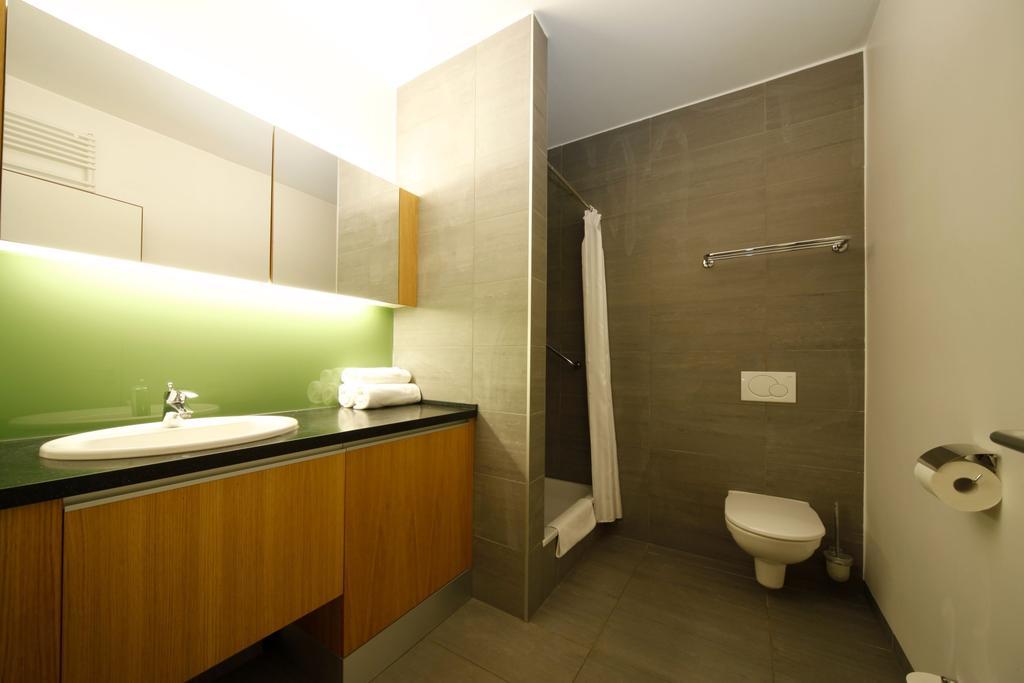 Modern Apartment With Lake View Балатонлеле Стая снимка